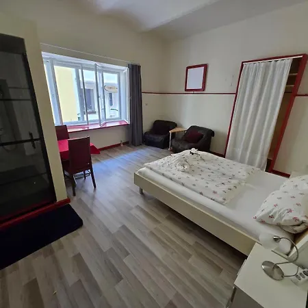 Konukevi Alte Post - Mond 3*